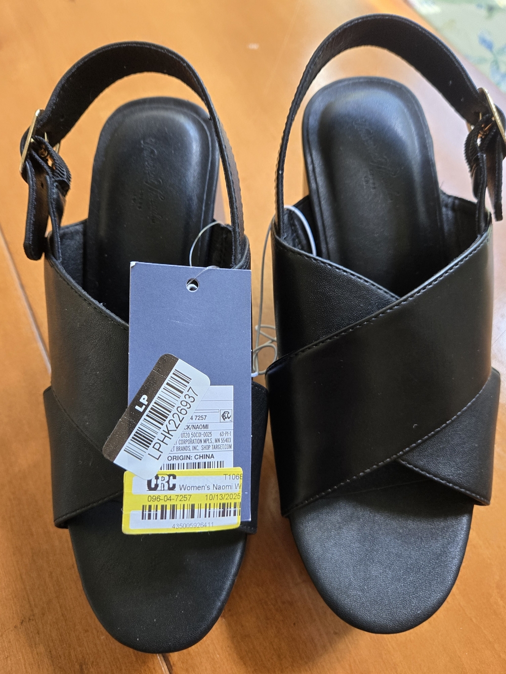 Source Unknown Black Crisscross Slingback Mules